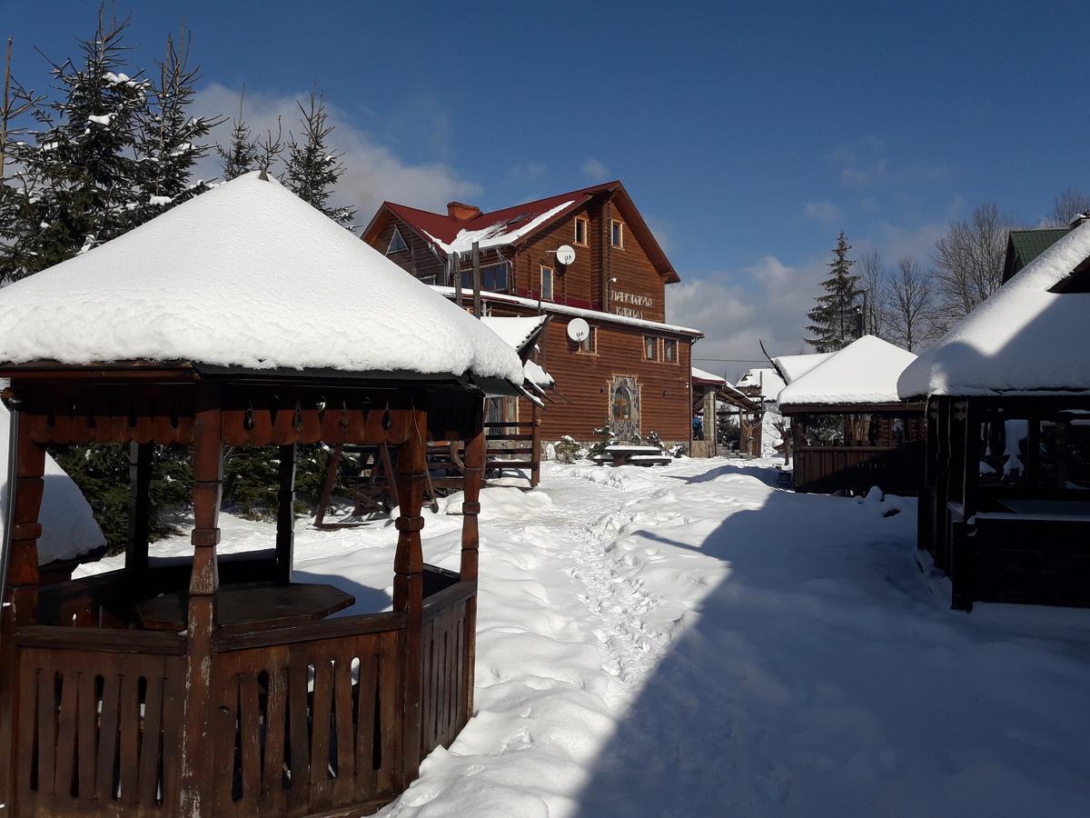 Panorama Karpat Hotel Yablunytsya Exterior photo